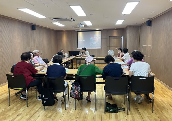 [상담] 사별 1인가구 어르신을 위한 애도 강점관점 집단 프로그램 <웰바이> 2회기 실시