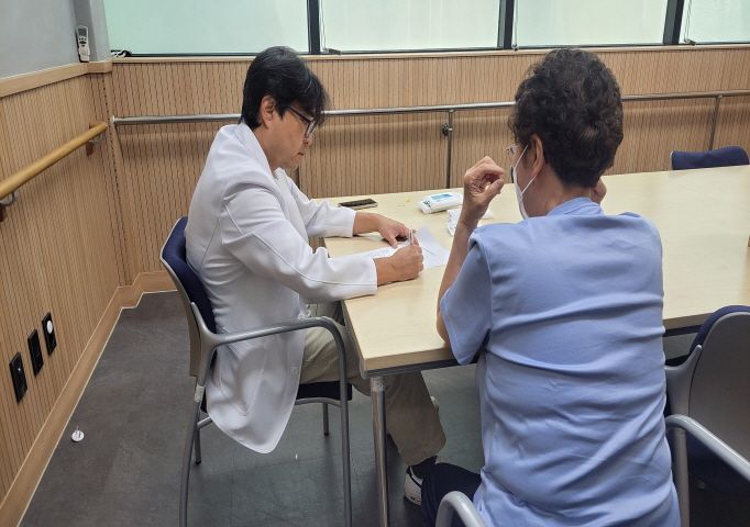 [건강증진] 전문의 건강상담 실시